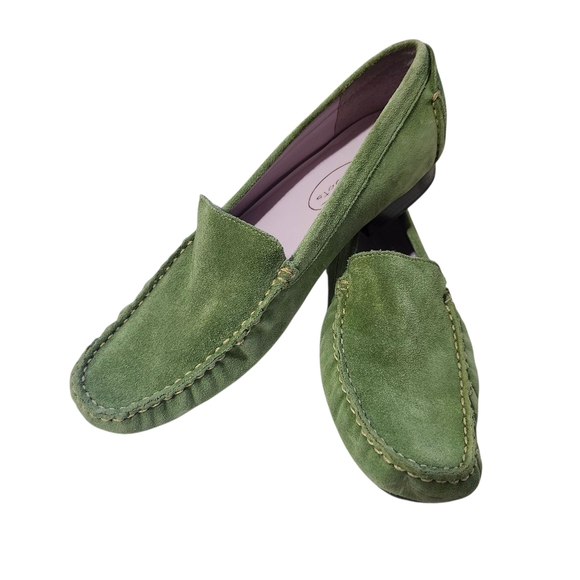 Talbots Green Leather Suede Slip-On Loafers Sz US 5.5 Comfort Career Y2K Preppy - Picture 1 of 11